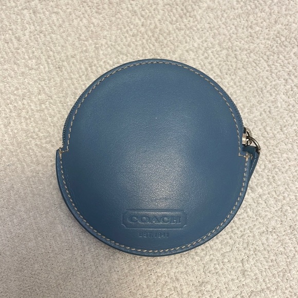 Vintage coach polished round coin purse 7808 - blue  - VERIFIED AUTHENTIC - Picture 2 of 7